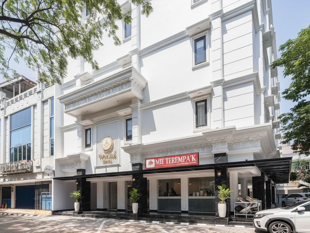 Vista frontal de la propiedad