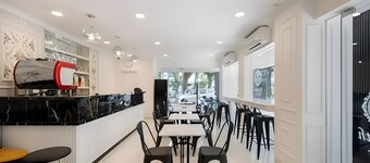 Wyneth Hotel Airport