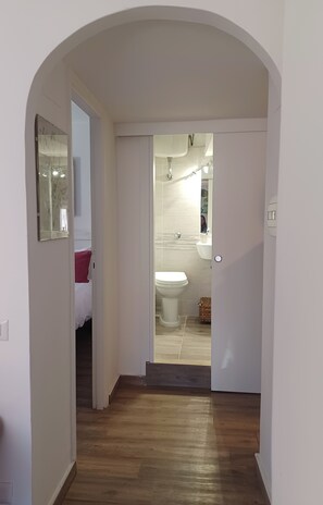 1 bedroom, iron/ironing board, free WiFi, bed sheets - House "Happy Five" lovely apartment in the heart of Trastevere (Roma)