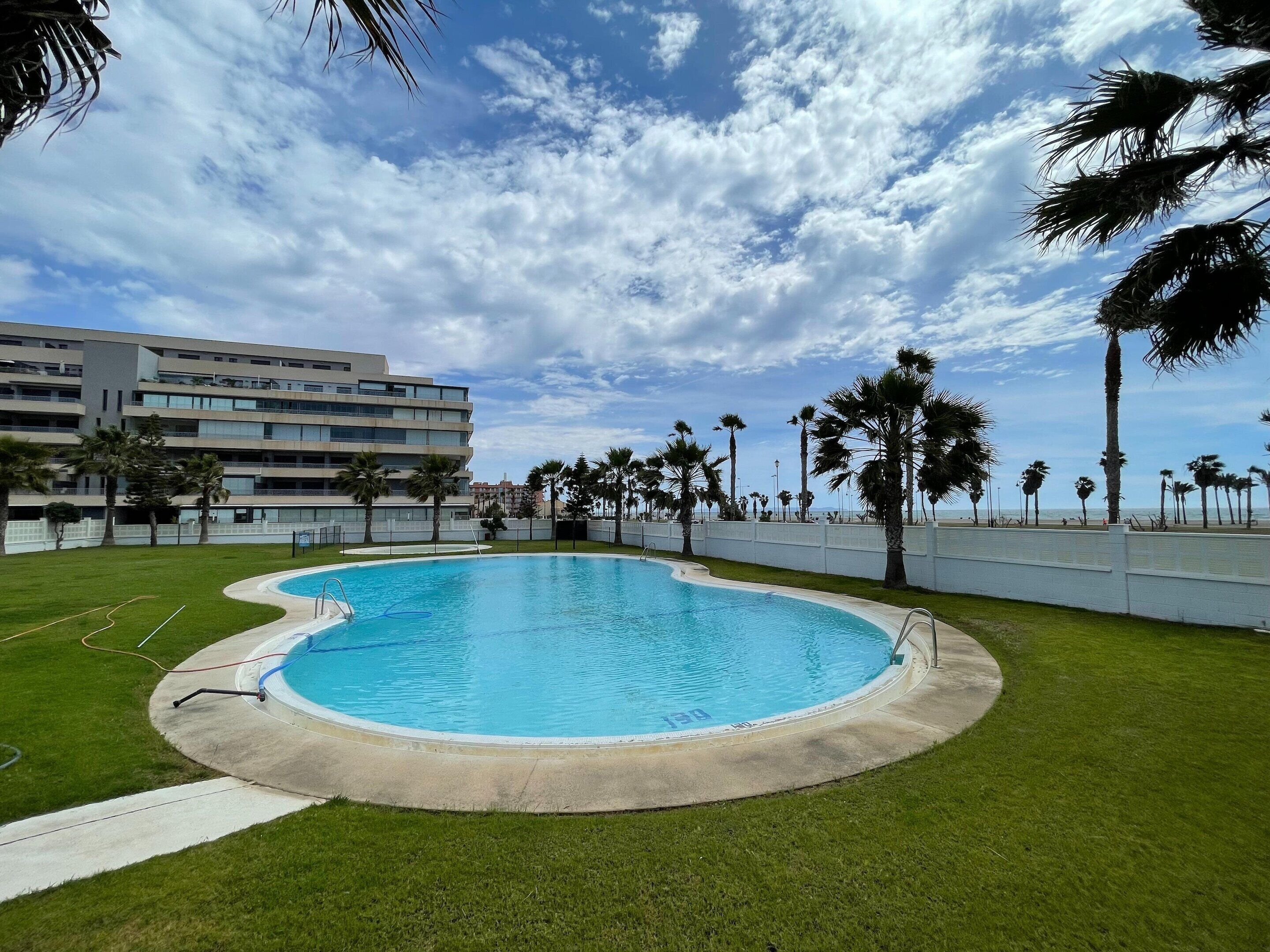 Comfort Apartment, 3 Bedrooms | Pool | Indoor pool, outdoor pool