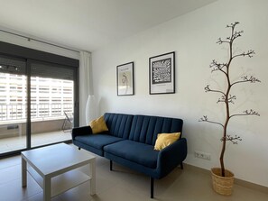 Classic Apartment, 2 Bedrooms | Living room - Lovely Apartment in Roquetas de Mar With Private Terrace (Roquetas de Mar)