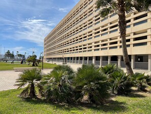 Exterior - Lovely Apartment in Roquetas de Mar With Private Terrace (Roquetas de Mar)