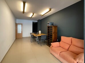 Deluxe-Apartment, 3 Schlafzimmer | Wohnzimmer