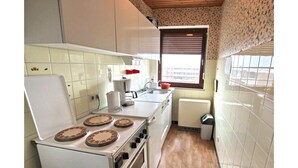 Unclassified image, 4 of 8, button - Apartment, Dornumersiel (Dornum)