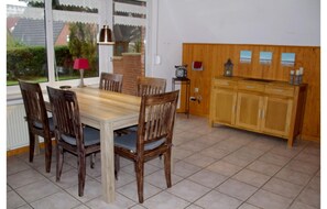 House | Tempat makan