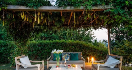 Farmhouse in Lucca With Scenic Views