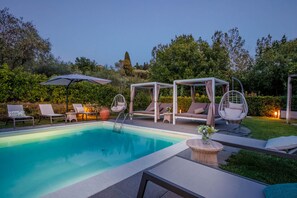 House | Pool | Outdoor pool - Farmhouse in Lucca With Scenic Views (Capannori)