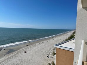 Beach - 3-bedroom hotel suites with AC in wonderful Myrtle Beach.All included amenities (Myrtle Beach)