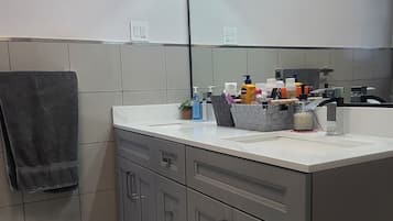 Towels, soap, toilet paper