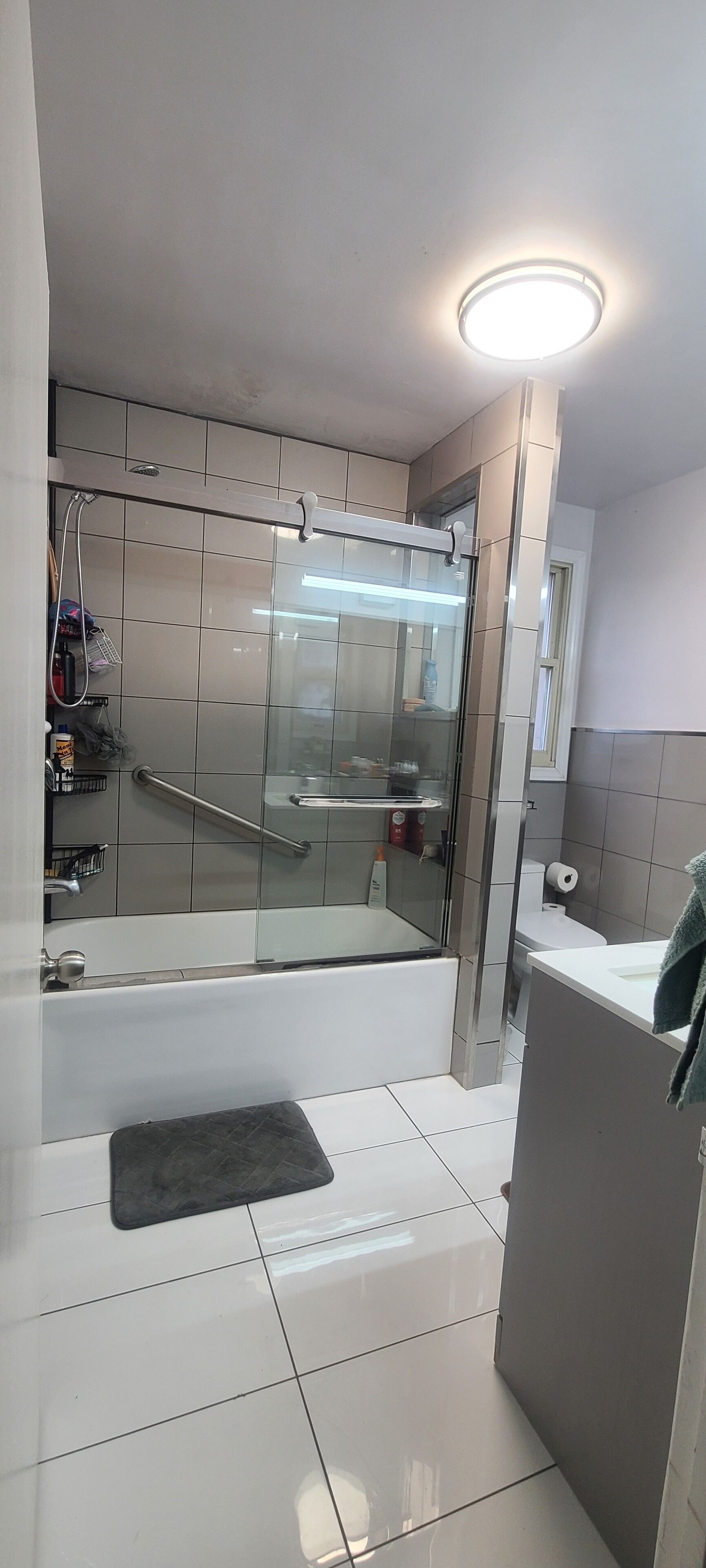 Towels, soap, toilet paper