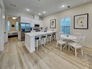House (4 Bedrooms) | Property amenity - Oyster and Pearl (Galveston)