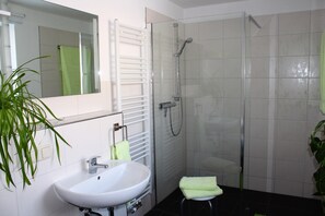 บ้านพัก | ห้องน้ำ | ผ้าเช็ดตัว