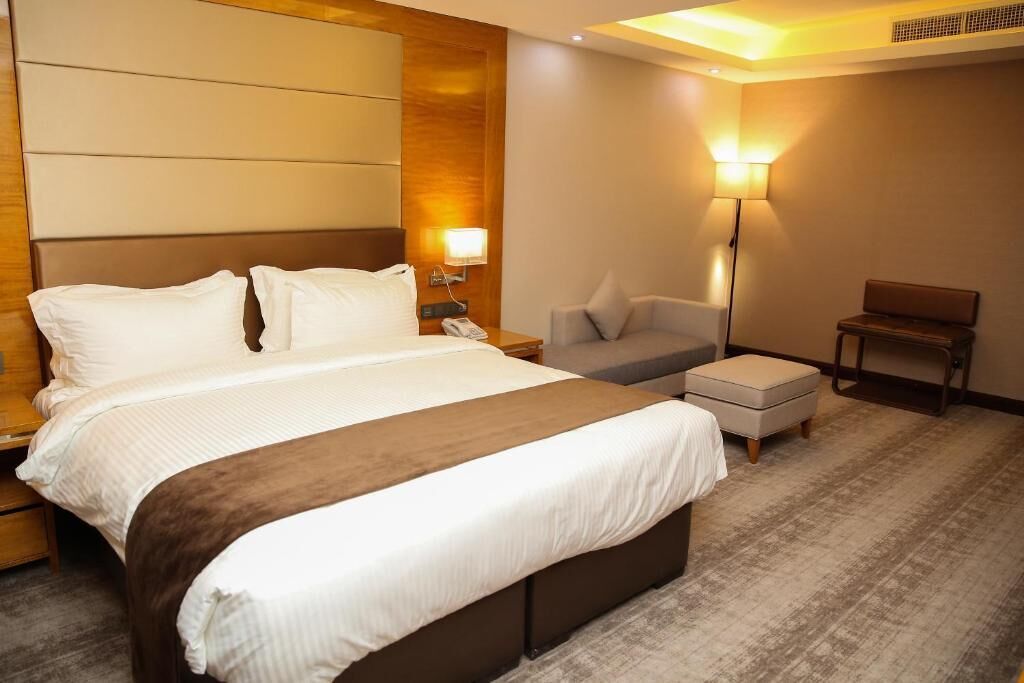 Deluxe Double or Twin Room | In-room safe, iron/ironing board, free WiFi