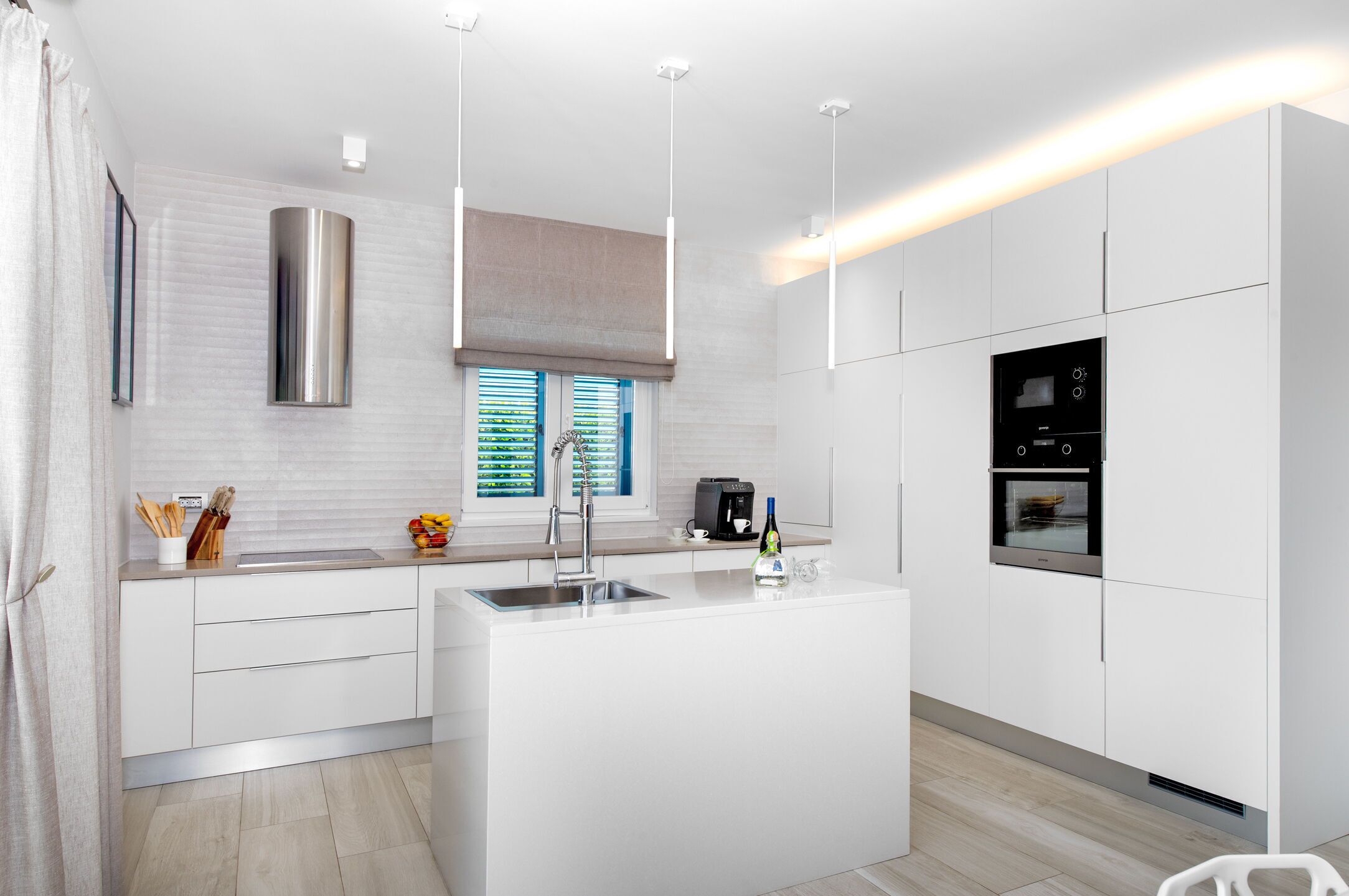 Villa | Eigene Küche | Kühlschrank, Mikrowelle, Ofen, Herdplatte