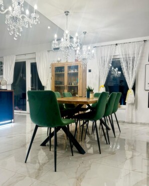 Villa | Restauración