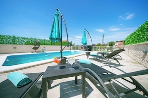 Outdoor pool - Villa Mydream (Skradin)