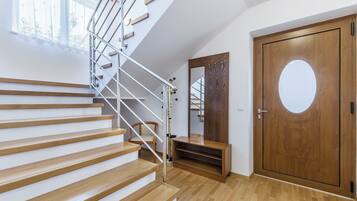 Villa | Interior