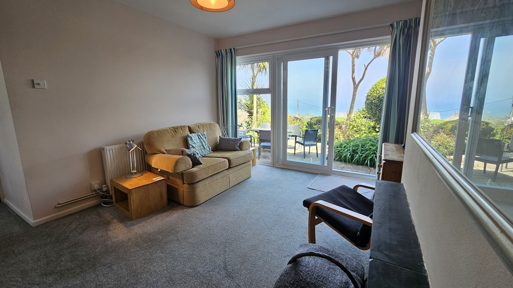 Chywartha - A Holiday Home That Sleeps 6 Guests In 3 Bedrooms - Portscatho