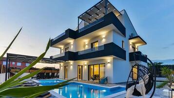 Außenpool, beheizter Pool