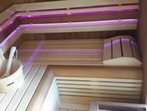 Sauna - Villa Almas (Muc)