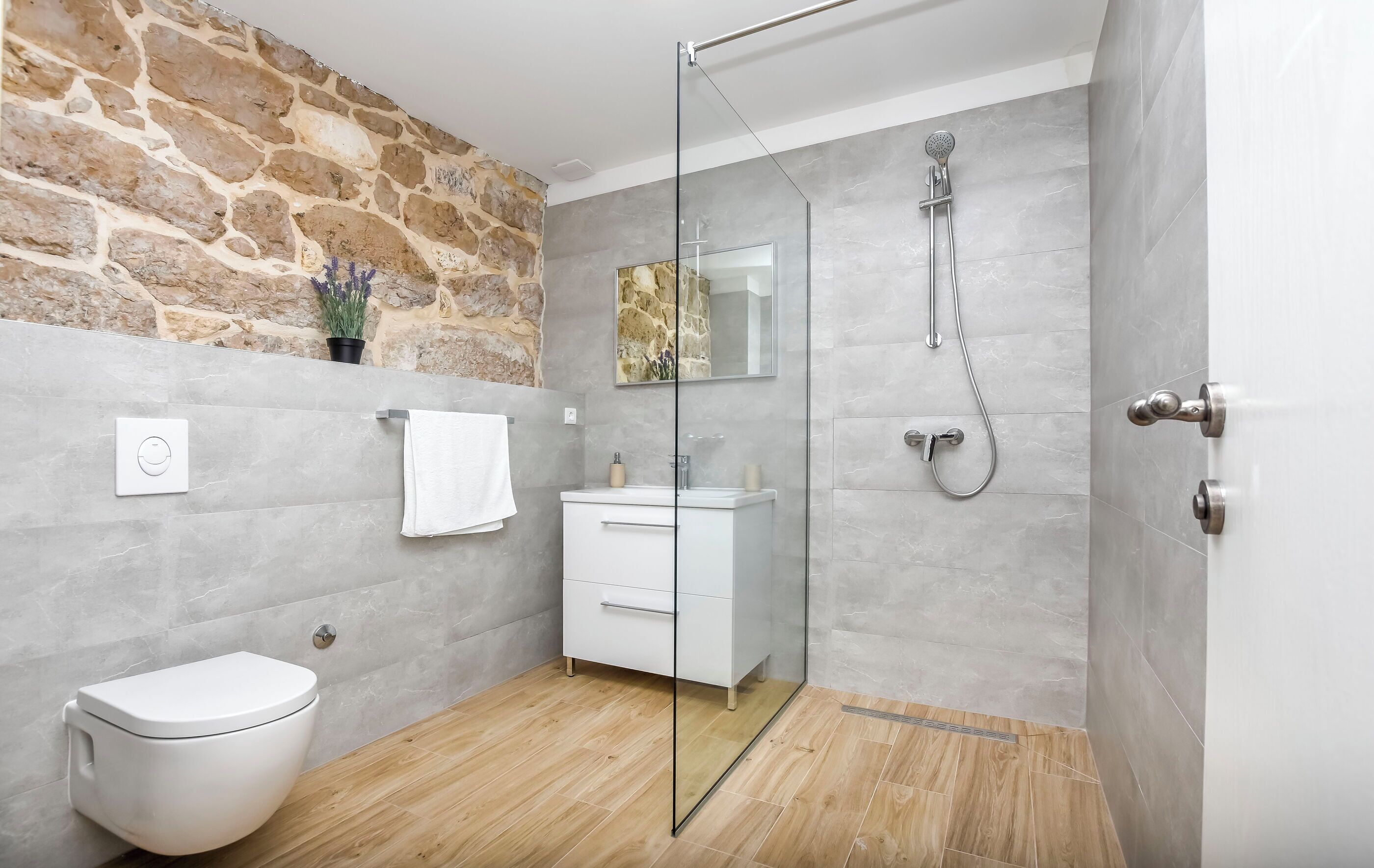 Villa | Bathroom | Shower