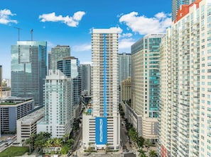 Exterior - Brickell Bay View- Unbeatable Location and Parking (Miami)