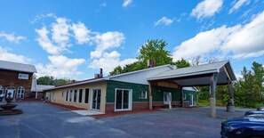 Zimmer, 1 Schlafzimmer, barrierefrei | Außenbereich