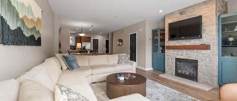 コンドミニアム (2 Bedrooms) | 施設の正面