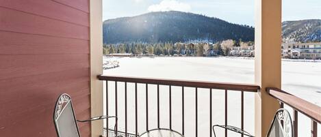 コンドミニアム (2 Bedrooms) | 外観