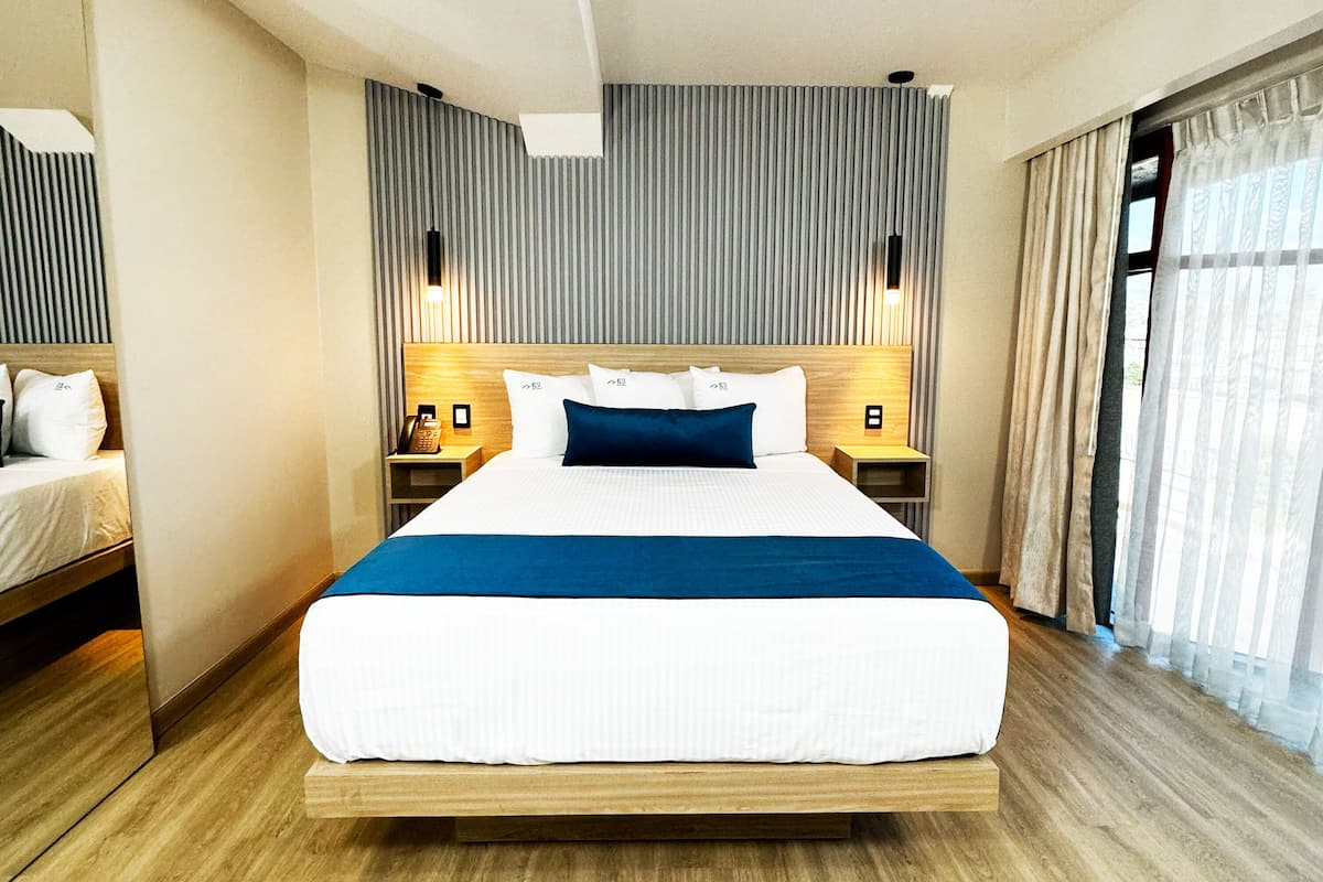 Standard Room | Free WiFi