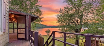 Lakefront Group Retreat on Swan Lake | Sleeps 18 | Kayaks, Fire Pit & Dock