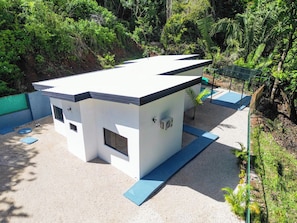 Exterior - Beautiful, New Modern Villa Close to the Beach (Puerto Carrillo)