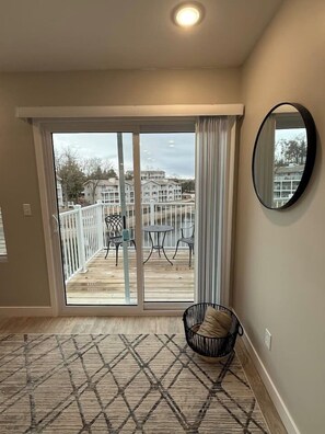 Interior - Kapilana - Pelican Unit H- Lakefront w/Boat Rental (Osage Beach)