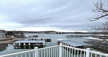 Kapilana Beach Unit I - Lakefront! w/Boat rental