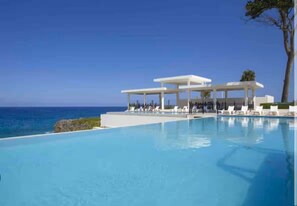 Pool - Island Breeze - Luxury 2BR Condo with Pool-View (Sosua)