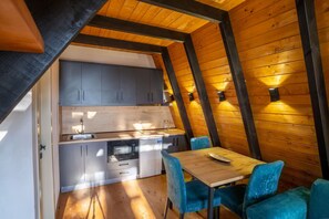 1 bedroom - Golden Cabin 1 Gjinar (Gjinar)