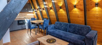 Blue Retreat The Golden Cabins With Garden