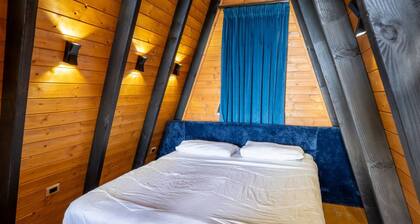 Golden Cabin 2 Gjinar