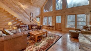 Smart-tv och eldstad