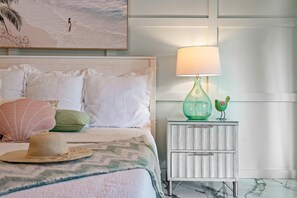 5 bedrooms, desk, iron/ironing board, free WiFi - 🌊Clearwater Oasis: A luxury 5-bedroom retreat with pool, perfect for family getaways.🌞 (Clearwater)
