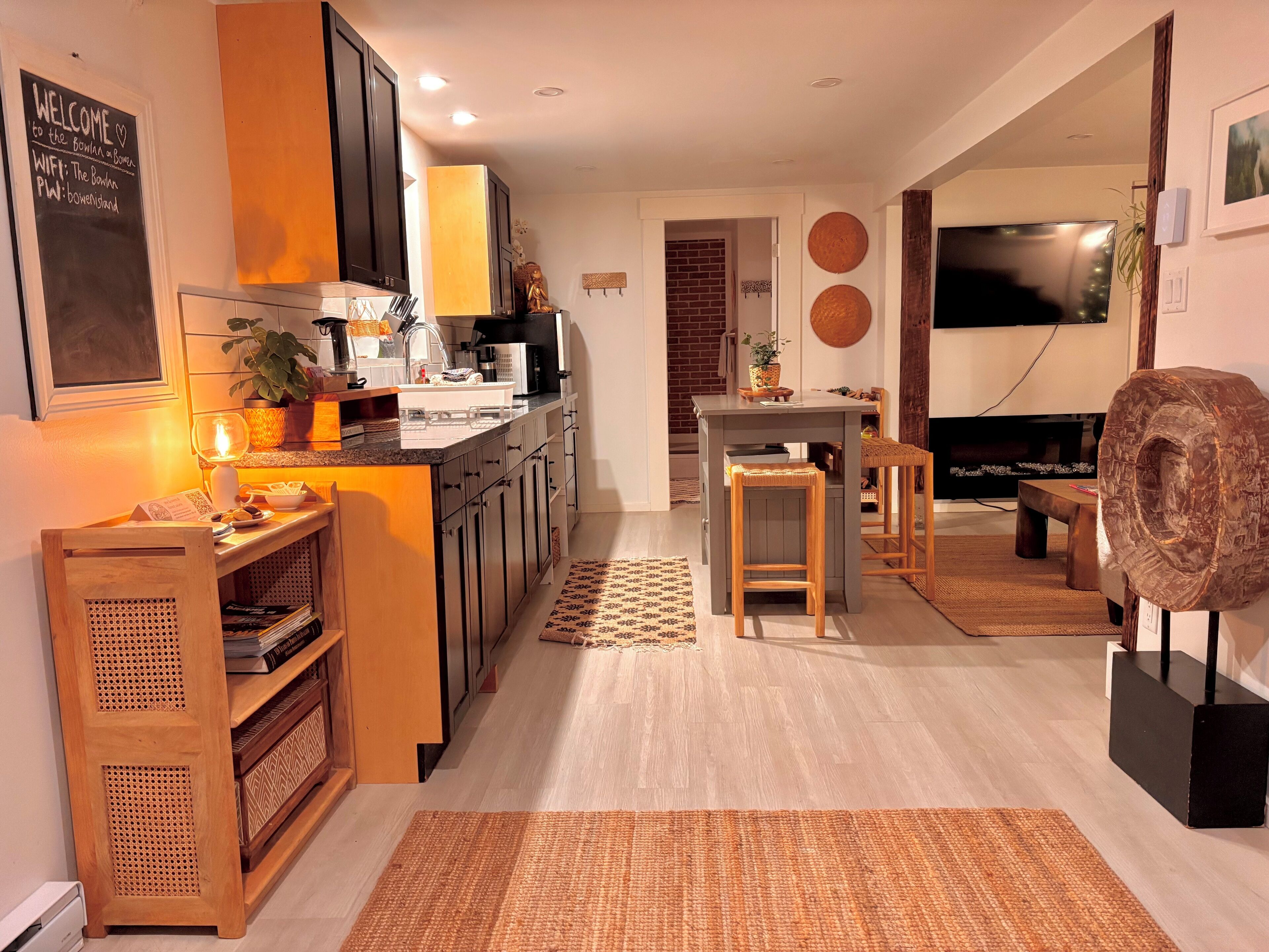 Fridge, microwave, coffee/tea maker, toaster