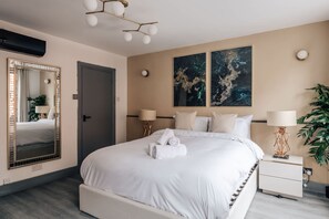 Apartment | 2 bedrooms, Internet - Chic 2-bed City Apartment -old Street (London)