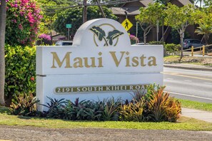 A sign for Maui Vista, indicating the address 2191 South Kihei Road. - Maui Vista 2310 - Fully Remodeled 1 BR/1 BA Close to Beach (Kihei)