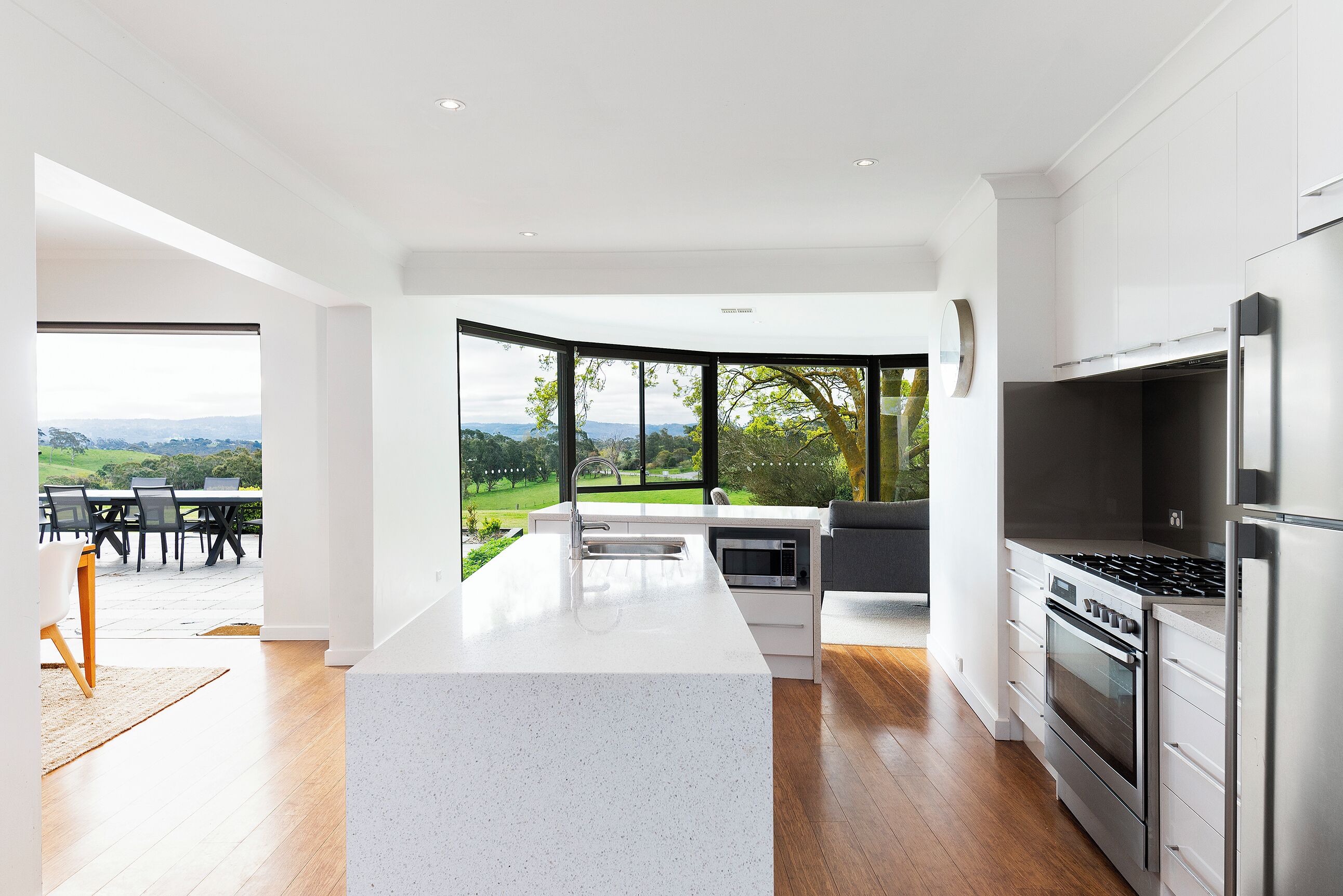 House, 6 Bedrooms, Non Smoking, Hill View | Private kitchen | Full-size fridge, microwave, oven, stovetop