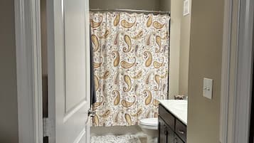 SĂšche-cheveux, papier toilette