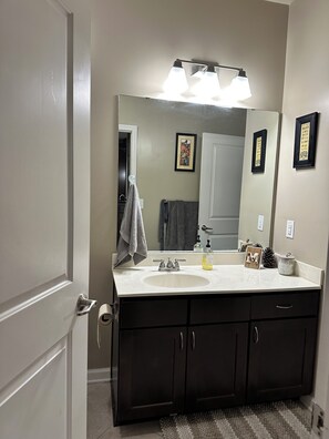 Haartrockner, Toilettenpapier