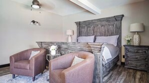 Comfort Quadruple Room | Iron/ironing board, free WiFi - Spacious Mesa Oasis with Heated Pool (Mesa)