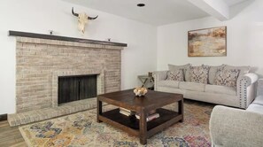 Comfort Quadruple Room | Living room - Spacious Mesa Oasis with Heated Pool (Mesa)