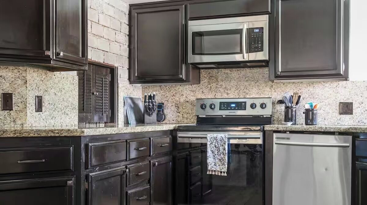 Habitación cuádruple Confort | Cocina privada | Refrigerador, microondas, horno y parrilla de estufa 