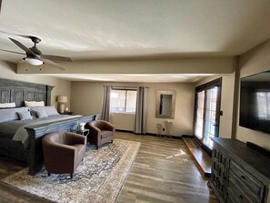 Comfort Quadruple Room | Iron/ironing board, free WiFi - Spacious Mesa Oasis with Heated Pool (Mesa)